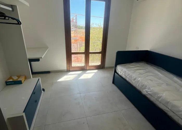 Nido D'amorecon Vista Mare 圣玛丽亚纳瓦雷